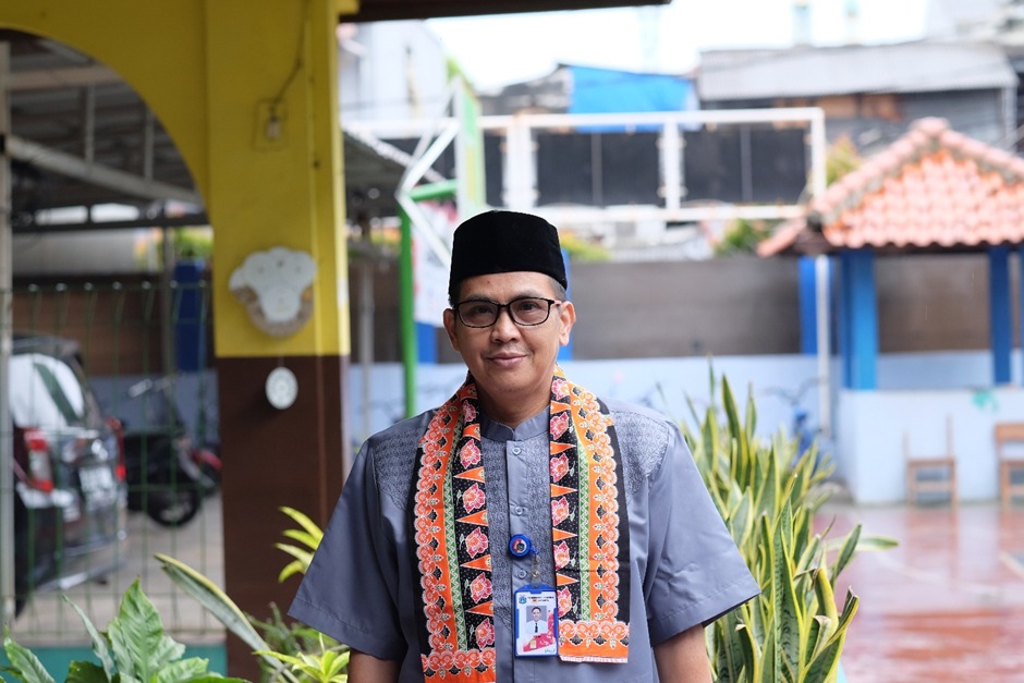 Soim, S.Pd (Guru Kelas IV)