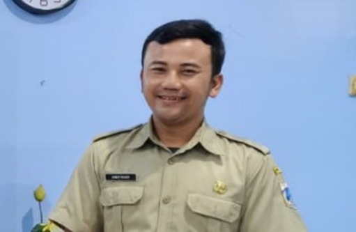 Andi Riadi, S.Kom (Staf TU)